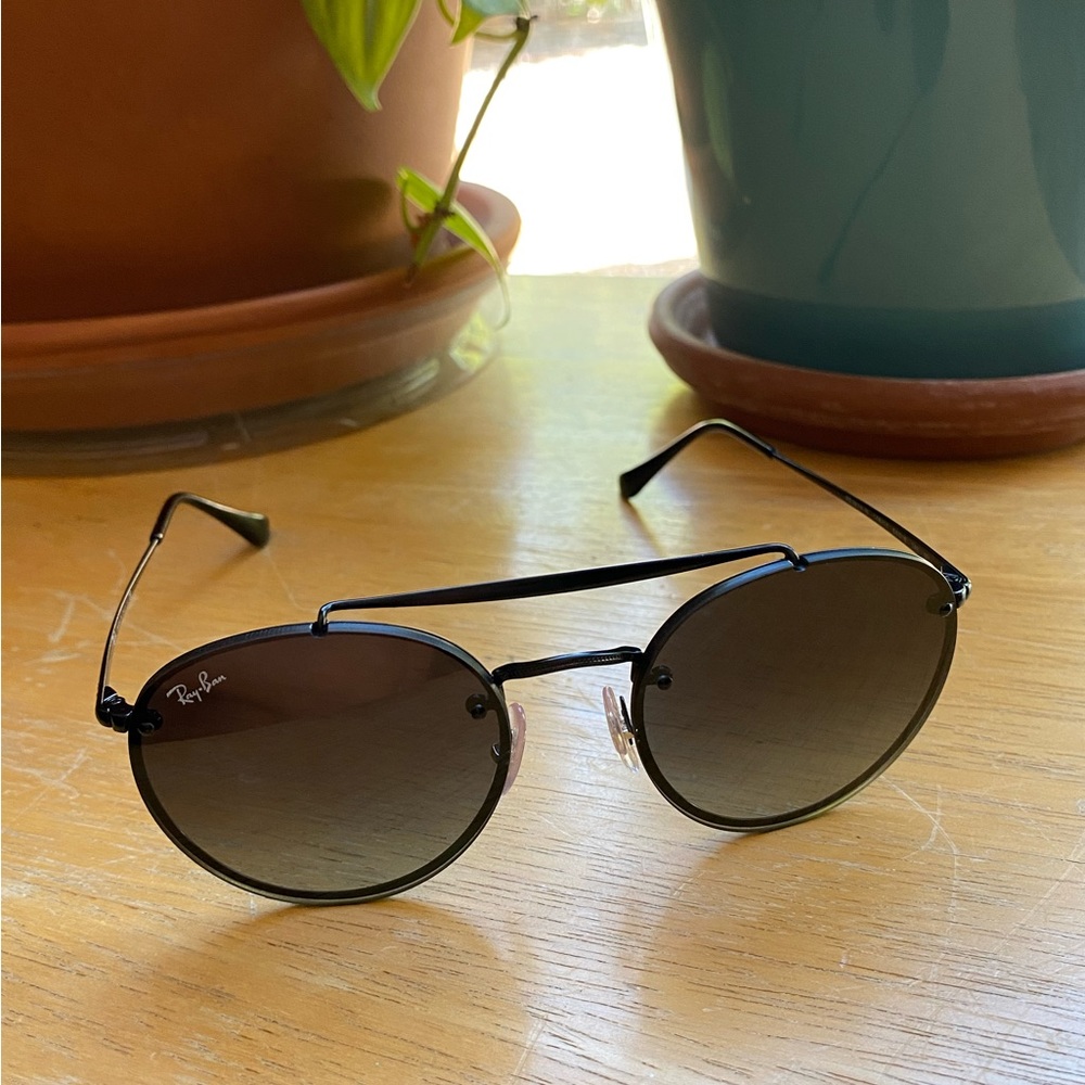 Ray ban sunnies